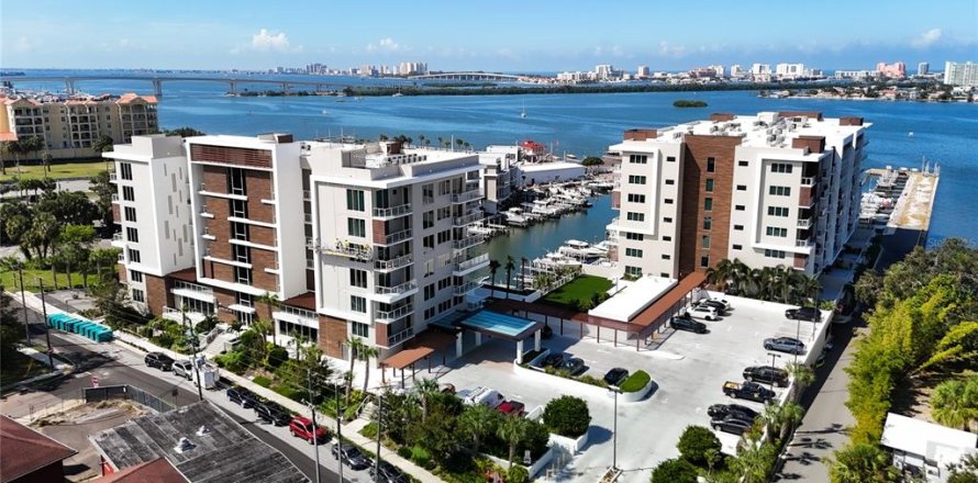Condo in Clearwater, Florida, 3 bedrooms  № 1388962