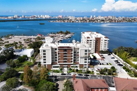 Condo in Clearwater, Florida, 3 bedrooms  № 1388962 - photo 2