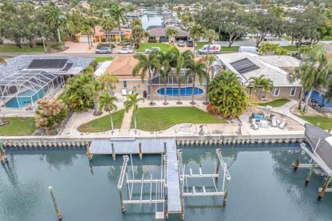 Villa ou maison à Saint Petersburg, Floride 3 chambres, 159.33 m2 № 2131830