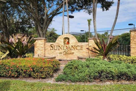 Condo in Davie, Florida, 2 bedrooms  № 1839449 - photo 2
