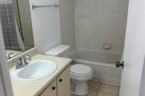 Condo in Davie, Florida, 2 bedrooms  № 1839449 - photo 14