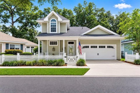 House in Gainesville, Florida 3 bedrooms, 204.01 sq.m. № 2237925