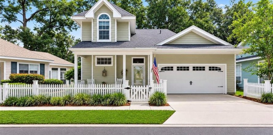 Villa ou maison à Gainesville, Floride 3 chambres, 204.01 m2 № 2237925