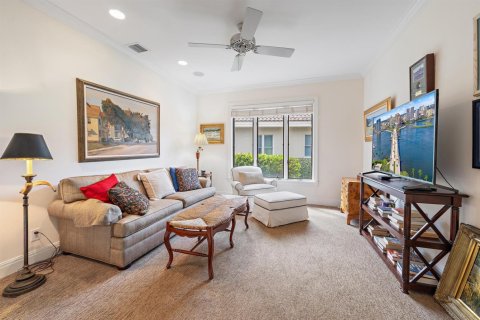 House in Jupiter, Florida 3 bedrooms, 279.82 sq.m. № 2175860 - photo 20