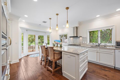 House in Jupiter, Florida 3 bedrooms, 279.82 sq.m. № 2175860 - photo 11