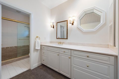 House in Jupiter, Florida 3 bedrooms, 279.82 sq.m. № 2175860 - photo 21