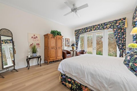House in Jupiter, Florida 3 bedrooms, 279.82 sq.m. № 2175860 - photo 24