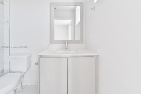 Купить кондоминиум в Майами, Флорида 2 спальни, 118.26м2, № 1699661 - фото 15
