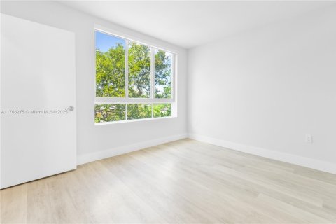 Купить кондоминиум в Майами, Флорида 2 спальни, 118.26м2, № 1699661 - фото 19