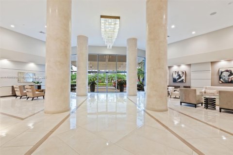 Condo in Aventura, Florida, 2 bedrooms  № 1864610 - photo 27