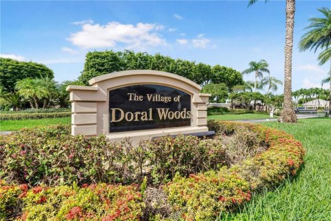 Adosado en venta en Doral, Florida, 3 dormitorios, 163.42 m2 № 2174271 - foto 3