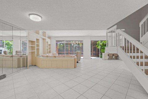 Adosado en venta en Doral, Florida, 3 dormitorios, 163.42 m2 № 2174271 - foto 8