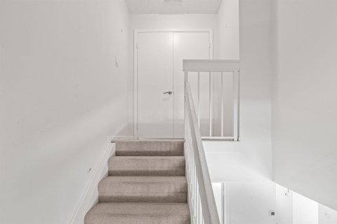 Adosado en venta en Doral, Florida, 3 dormitorios, 163.42 m2 № 2174271 - foto 28