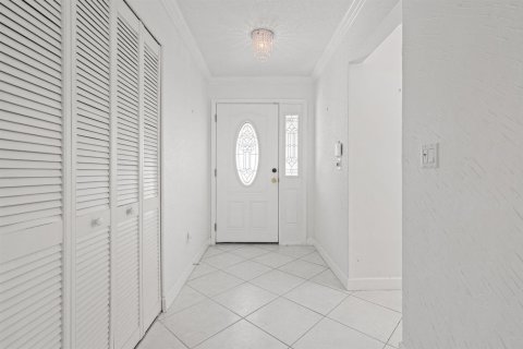 Adosado en venta en Doral, Florida, 3 dormitorios, 163.42 m2 № 2174271 - foto 7