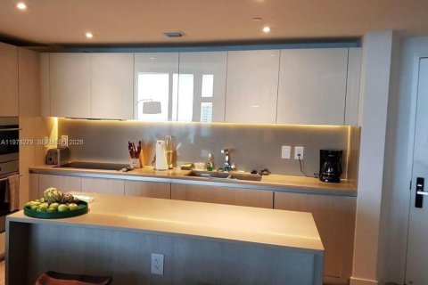 Condo in Hollywood, Florida, 2 bedrooms № 2079489 - photo 21