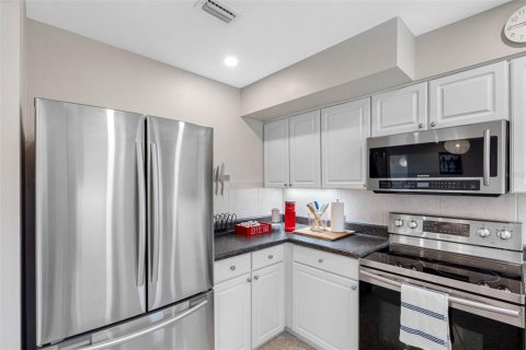 House in Seminole, Florida 4 bedrooms, 166.11 sq.m. № 1877319 - photo 29