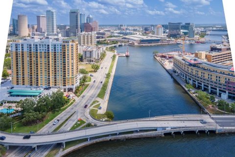 Condominio en venta en Tampa, Florida, 2 dormitorios, 102.38 m2 № 1826807 - foto 10