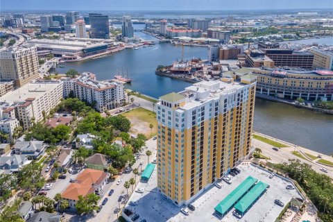 Condominio en venta en Tampa, Florida, 2 dormitorios, 102.38 m2 № 1826807 - foto 13