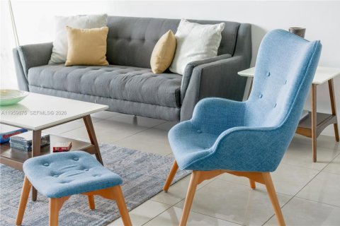 Copropriété à louer à Miami, Floride: 2 chambres, 103.21 m2 № 2042217 - photo 5