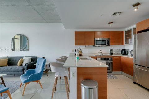 Copropriété à louer à Miami, Floride: 2 chambres, 103.21 m2 № 2042217 - photo 9