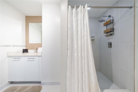 Copropriété à louer à Miami, Floride: 2 chambres, 103.21 m2 № 2042217 - photo 26