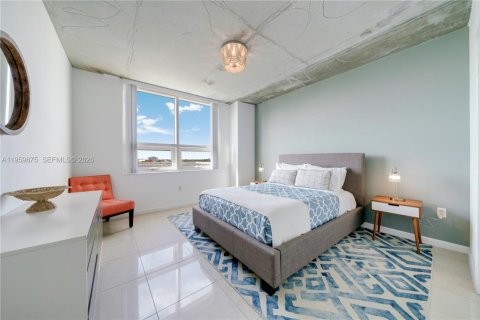Copropriété à louer à Miami, Floride: 2 chambres, 103.21 m2 № 2042217 - photo 4