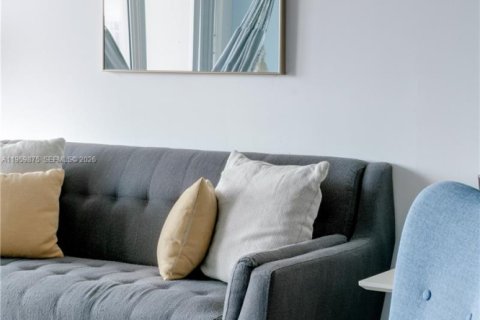 Copropriété à louer à Miami, Floride: 2 chambres, 103.21 m2 № 2042217 - photo 3