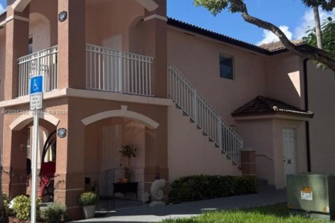 Condo in Homestead, Florida, 3 bedrooms № 2402486 - photo 2
