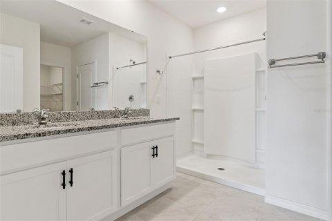 House in Haines City, Florida 4 bedrooms, 173.45 sq.m. № 2207926 - photo 12