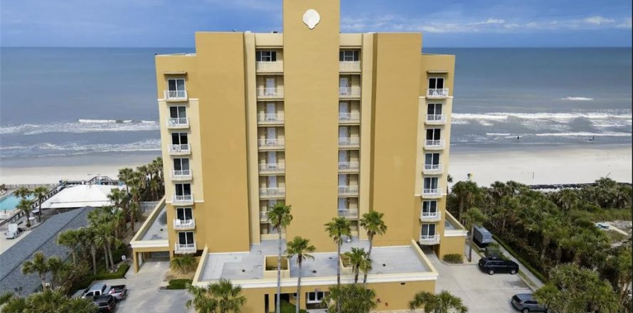 Condominio en New Smyrna Beach, Florida, 3 dormitorios № 1635153
