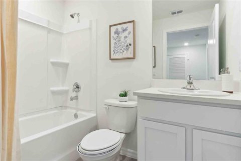 Townhouse in Wildwood, Florida 3 bedrooms, 136.01 sq.m. № 1743616 - photo 16