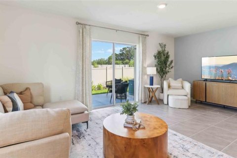 Townhouse in Wildwood, Florida 3 bedrooms, 136.01 sq.m. № 1743616 - photo 10