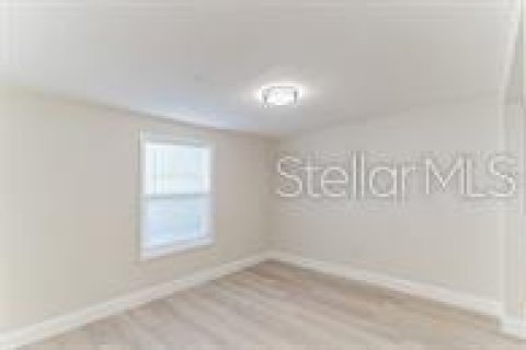 House in Groveland, Florida 3 bedrooms, 104.79 sq.m. № 1831533 - photo 8