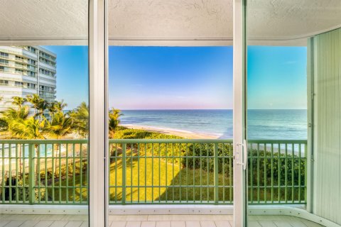 Condo in Jensen Beach, Florida, 3 bedrooms № 2152662 - photo 21