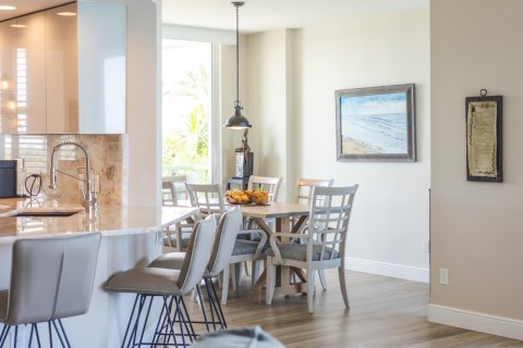 Condo in Jensen Beach, Florida, 3 bedrooms № 2152662 - photo 28