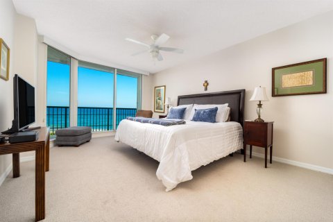 Condo in Jensen Beach, Florida, 3 bedrooms № 2152662 - photo 20