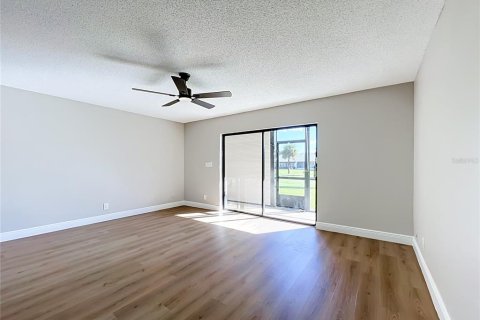 Touwnhouse à vendre à Indian Harbour Beach, Floride: 2 chambres, 121.7 m2 № 2420240 - photo 28