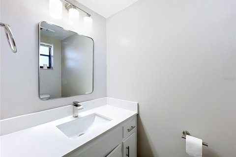 Touwnhouse à vendre à Indian Harbour Beach, Floride: 2 chambres, 121.7 m2 № 2420240 - photo 29