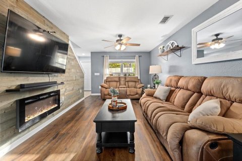 Touwnhouse à vendre à Riverview, Floride: 3 chambres, 151.15 m2 № 2227095 - photo 9