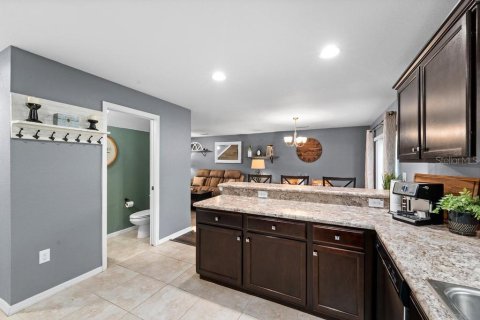 Touwnhouse à vendre à Riverview, Floride: 3 chambres, 151.15 m2 № 2227095 - photo 13