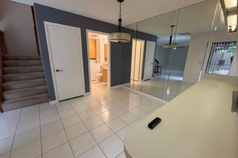 Adosado en venta en West Palm Beach, Florida, 2 dormitorios, 117.43 m2 № 2146429 - foto 15