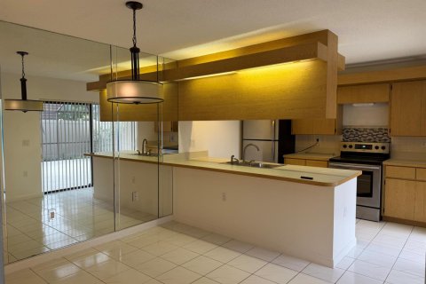 Adosado en venta en West Palm Beach, Florida, 2 dormitorios, 117.43 m2 № 2146429 - foto 10