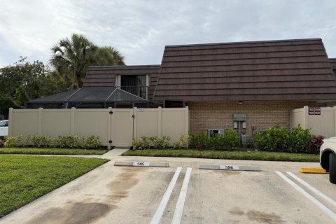 Adosado en venta en West Palm Beach, Florida, 2 dormitorios, 117.43 m2 № 2146429 - foto 2