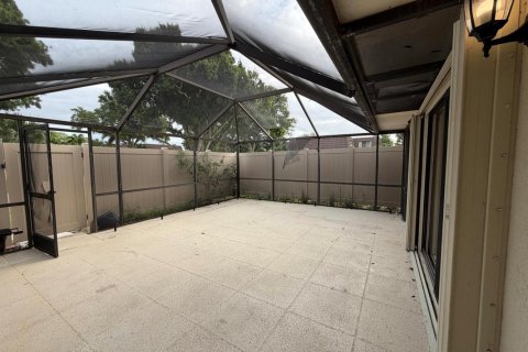 Adosado en venta en West Palm Beach, Florida, 2 dormitorios, 117.43 m2 № 2146429 - foto 6