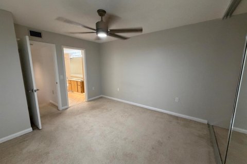 Adosado en venta en West Palm Beach, Florida, 2 dormitorios, 117.43 m2 № 2146429 - foto 23
