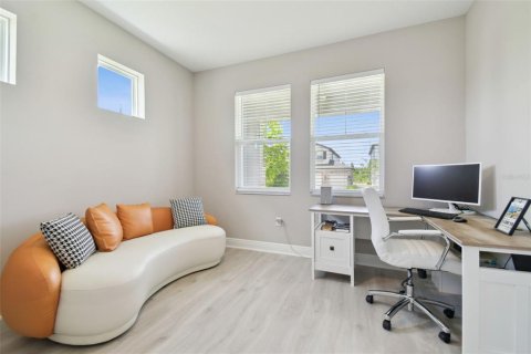 Casa en venta en Wesley Chapel, Florida, 4 dormitorios, 264.68 m2 № 1765964 - foto 9