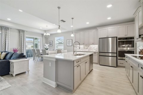 Casa en venta en Wesley Chapel, Florida, 4 dormitorios, 264.68 m2 № 1765964 - foto 13