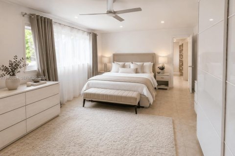 Villa ou maison à vendre à North Miami, Floride: 4 chambres, 224.82 m2 № 2189411 - photo 17