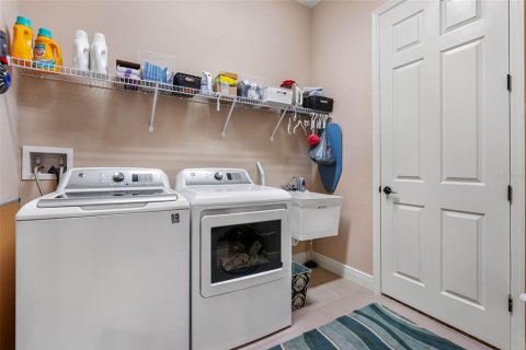 Casa en venta en Palm Harbor, Florida, 2 dormitorios, 161.19 m2 № 1907708 - foto 28