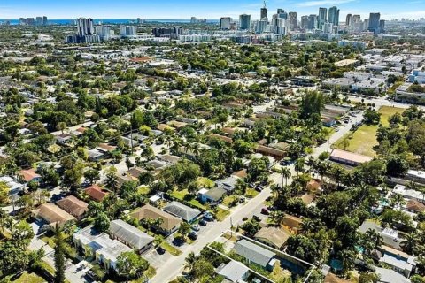 Immobilier commercial à vendre à Fort Lauderdale, Floride: 133.78 m2 № 2083792 - photo 11